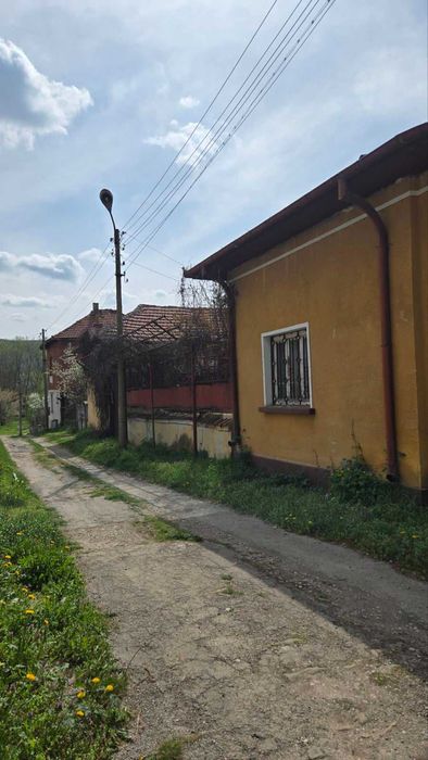 Продавам група от къщи в с.Катунец, Ловешко