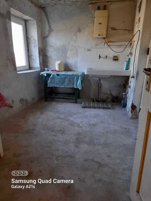 къща  с двор с. Въбел обл. Плевен