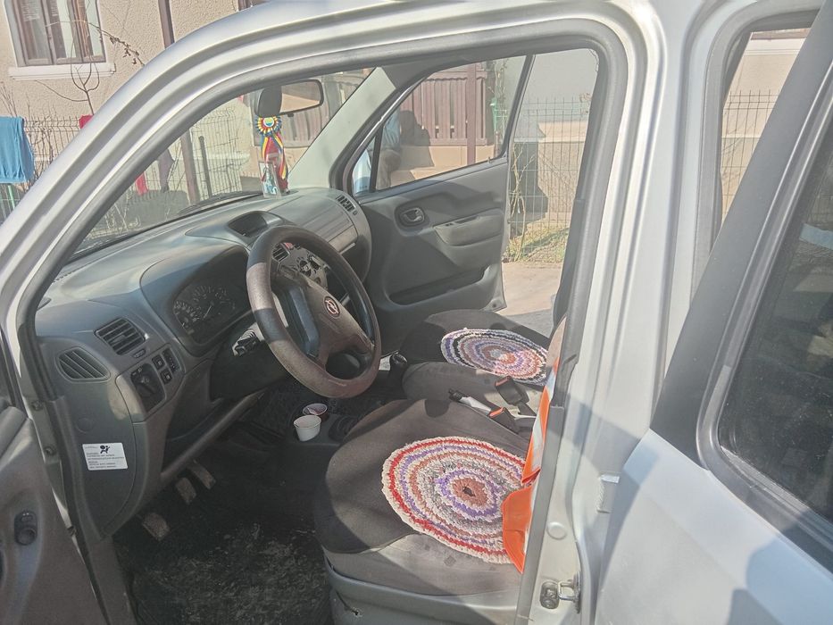 Vand Opel Agila  1.2 Benzina