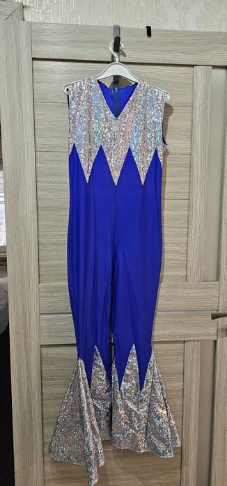 Продам Костюм карнавальный 140-145