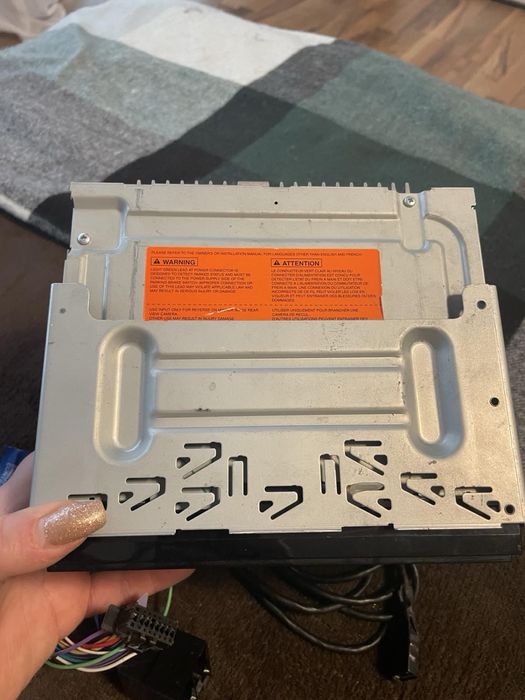 Pioneer MVH-AV290BT Мултимедия