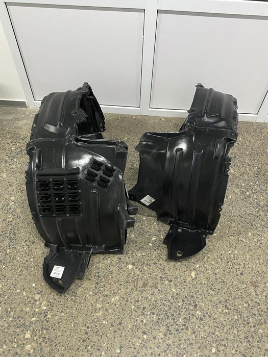 Подкрылок Toyota Land Cruiser 200/Lexus 570