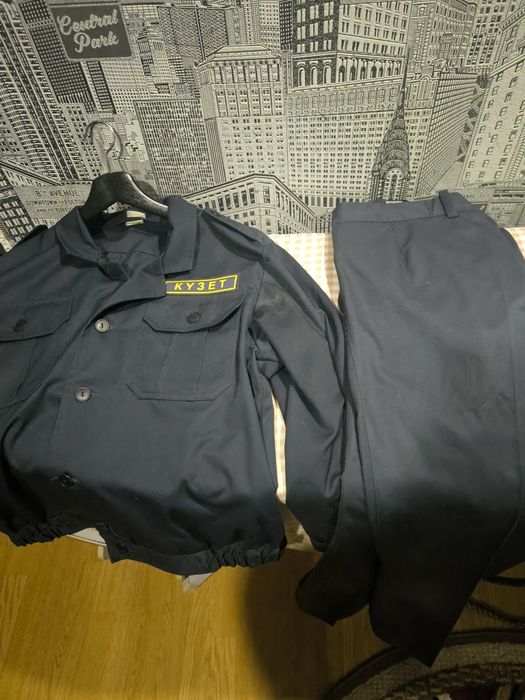 Продам костюм охранника 52-54аз