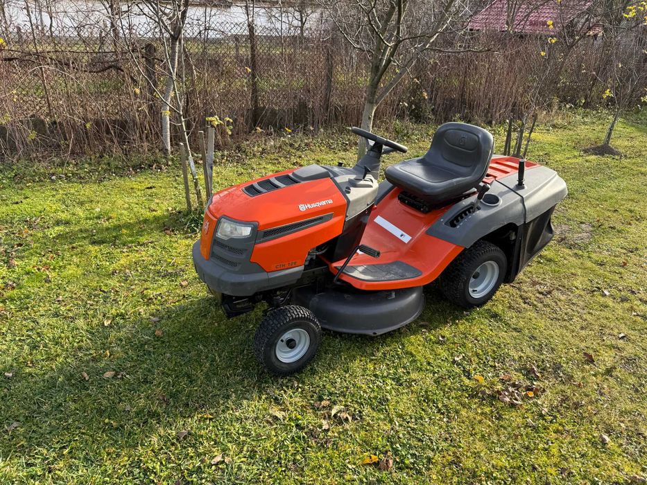 Tractoras Tuns Iarba/Gazon *Husqvarna*