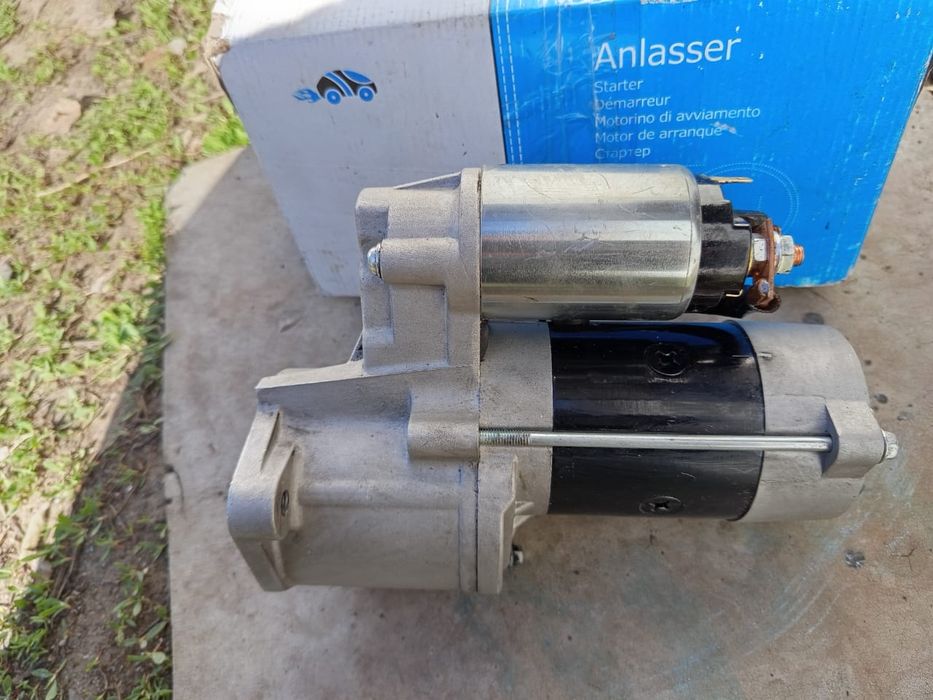 Продам стартер на хундай старэкс