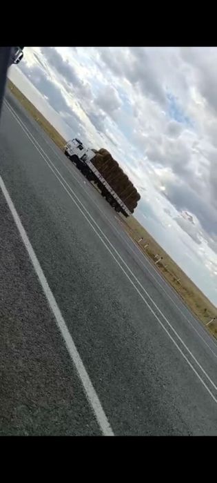 Продам сено рулоны.