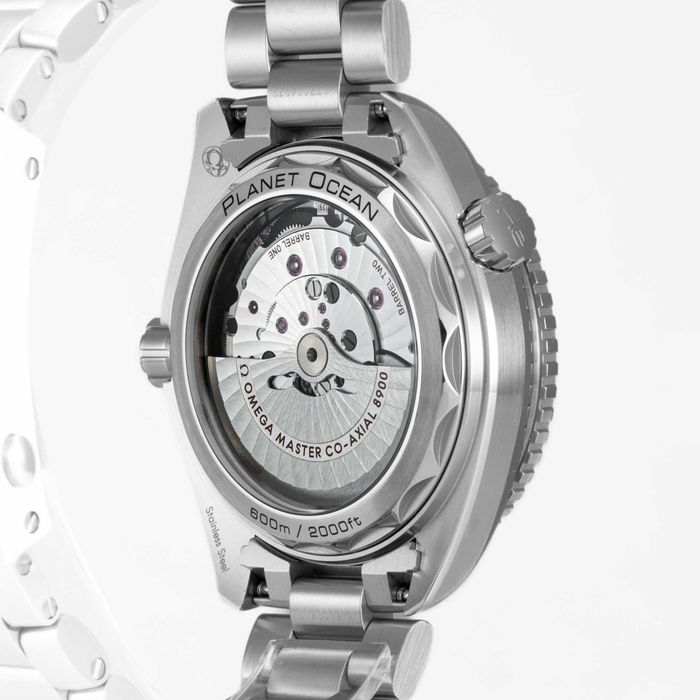 Omega Seamaster Planet Ocean 600M 43.5mm 215.30.44.21.01.001
