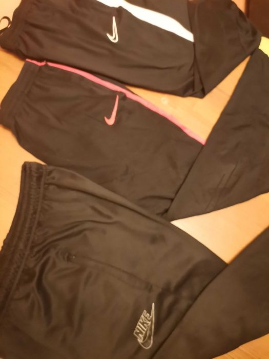 Долнища от Nike  М, L
