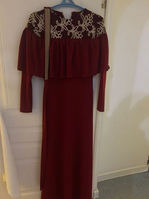 Длинное платье ,одевалось 1 раз в одном экземляре