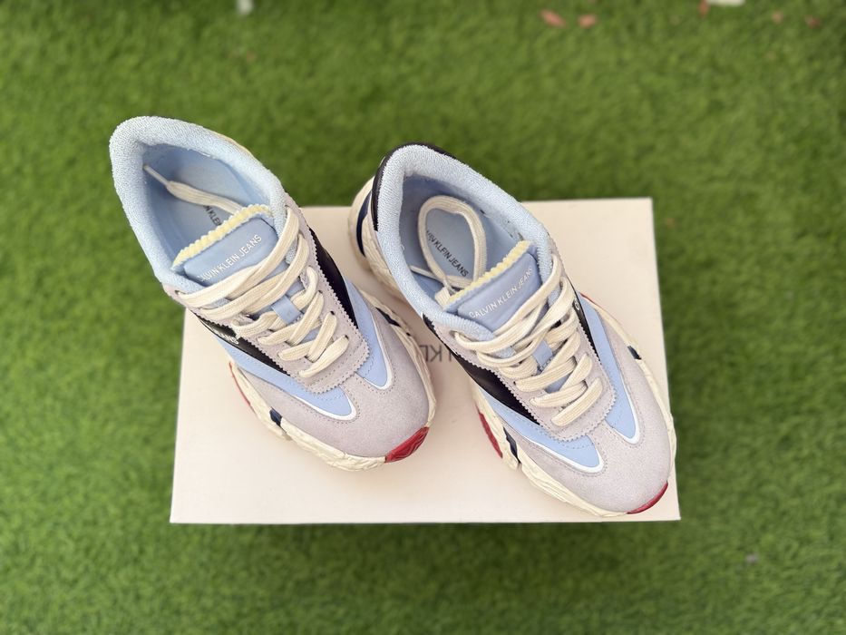 Кокетни дамски маратонки/сникърси Calvin Klein