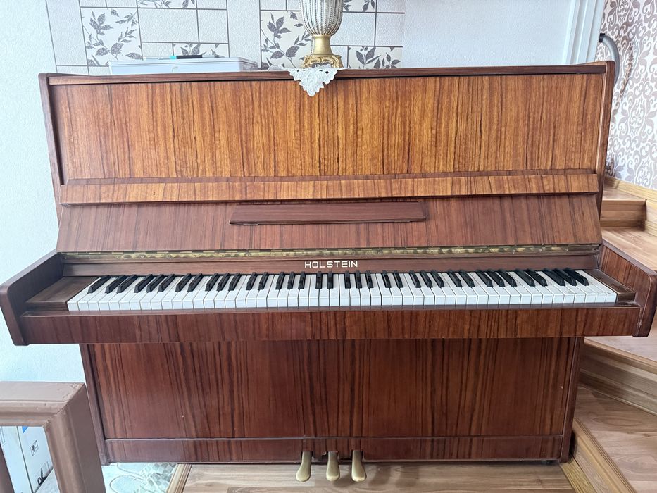Пианино Holstein