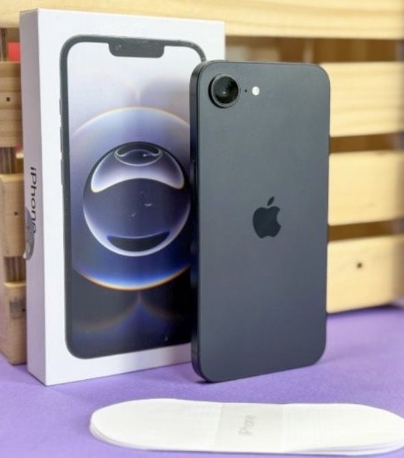 Телефон Iphone 16е
