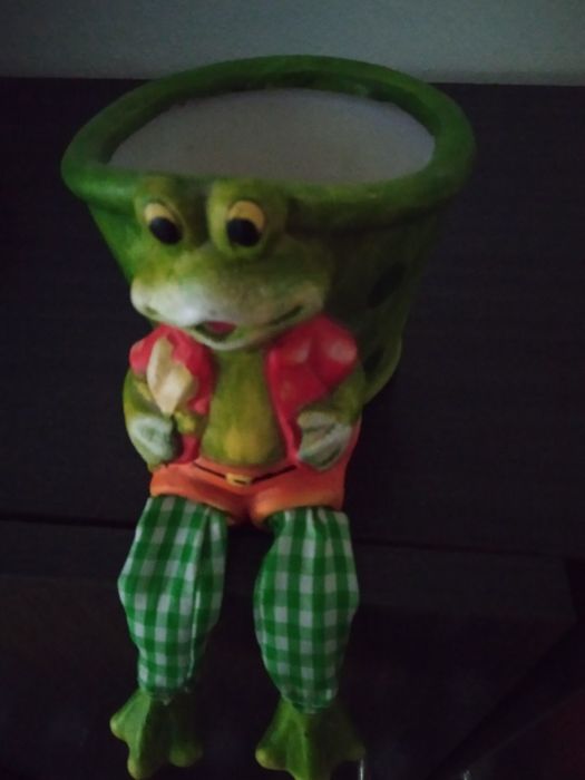 Чаша за химикалки