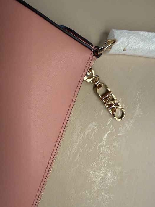 Дамска чанта Michael Kors