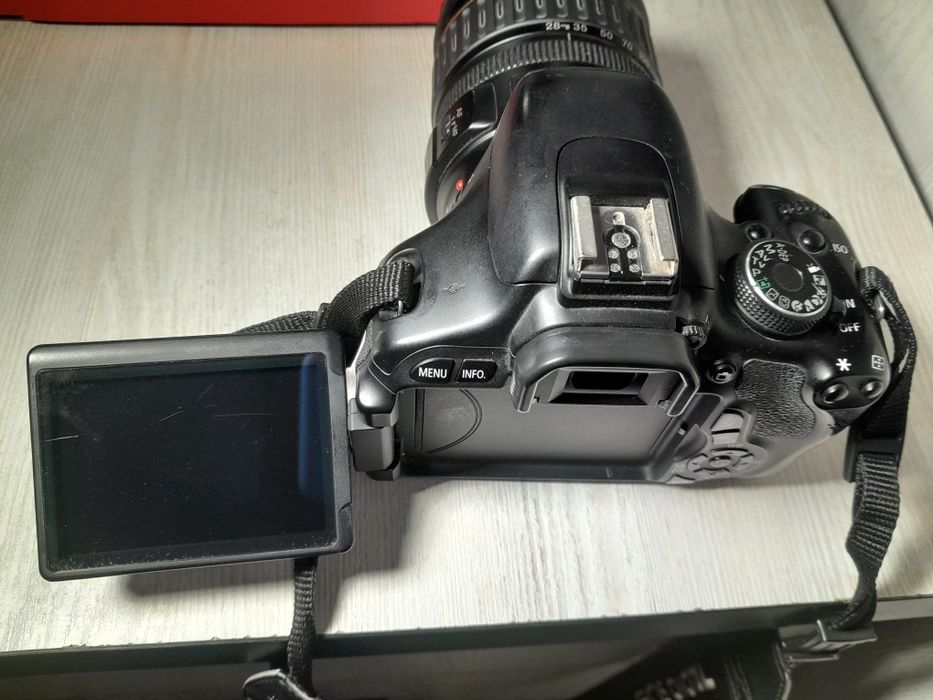 Canon eos 600 D 28 135 f 3.5-4.5