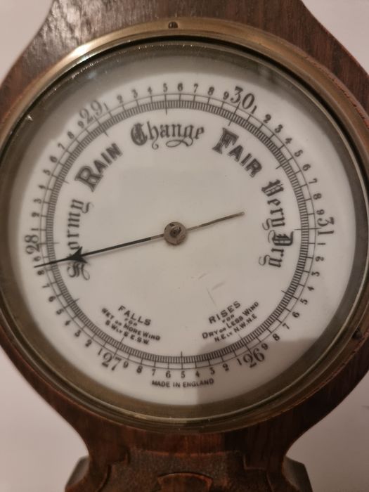 Barometru mural vintage Made in England cu termometru