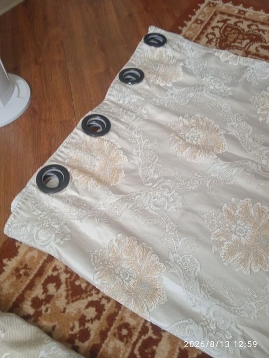 Продам шторы с люверсами