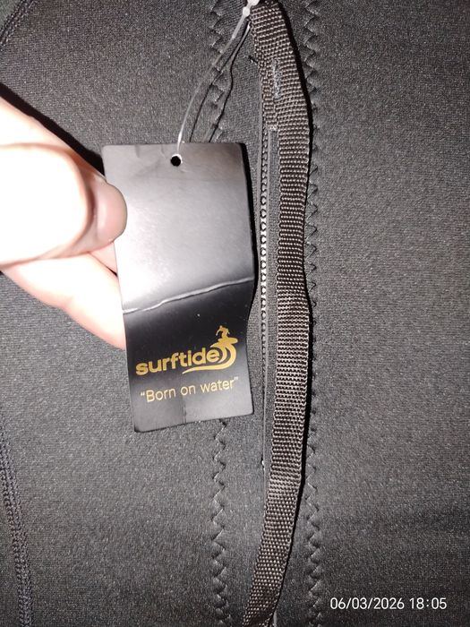 Детски неопрен за сърф