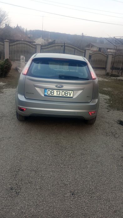 Vand Ford Focus detalii la telefon