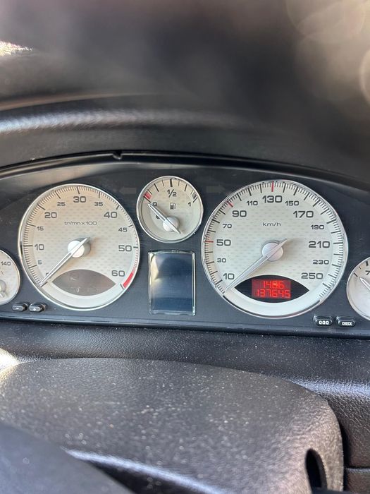Vând Peugeot 607 HDI, 160 CP, An -2005