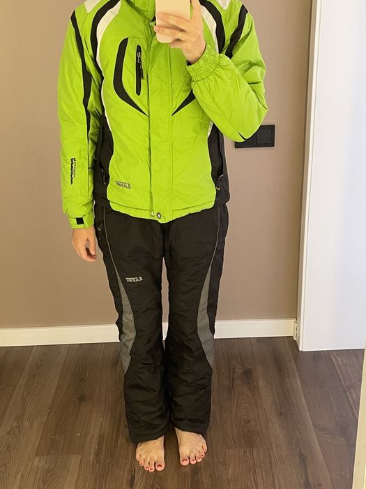 Продам лыжный костюм