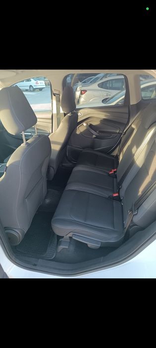 Ford Kuga Trend 1.5 Tdci 4x2 PRET 10.000€