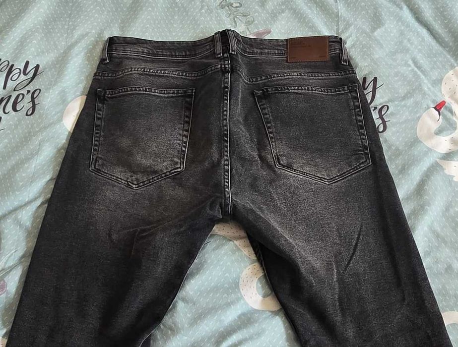 Blugi Zara marimea 46