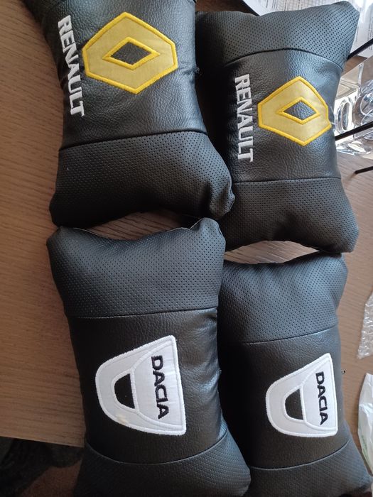 Продавам възглвнички