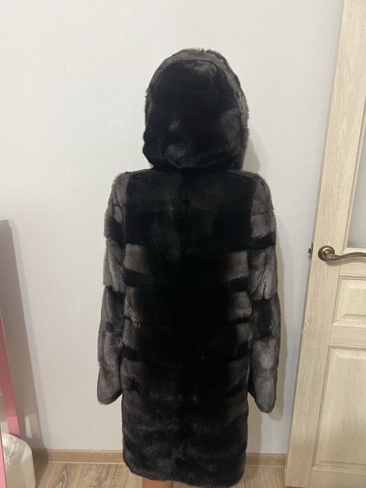 Продам шубу в отличном состоянии.