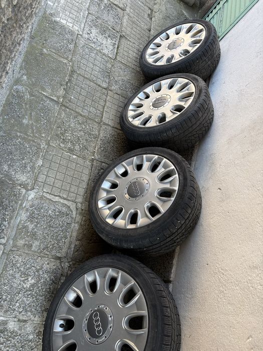 Продавам оригинални джанти с гуми Audi 17 цола