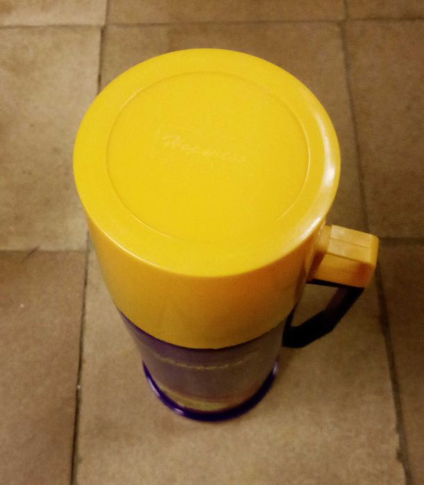 Продам! Термос новый