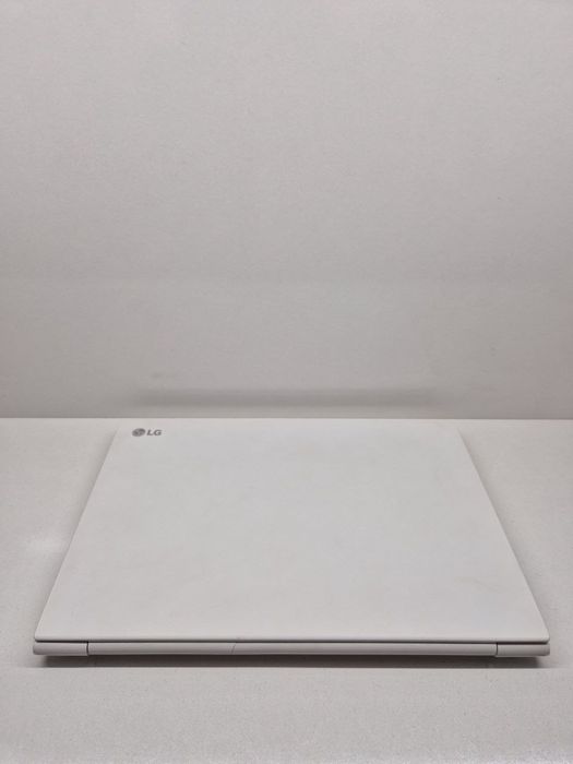 Oppoq noutbook keldi Koreadan