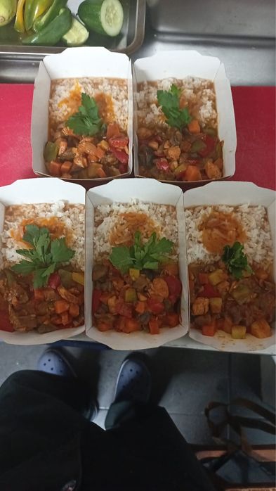 Продаются готовые блюда, салаты