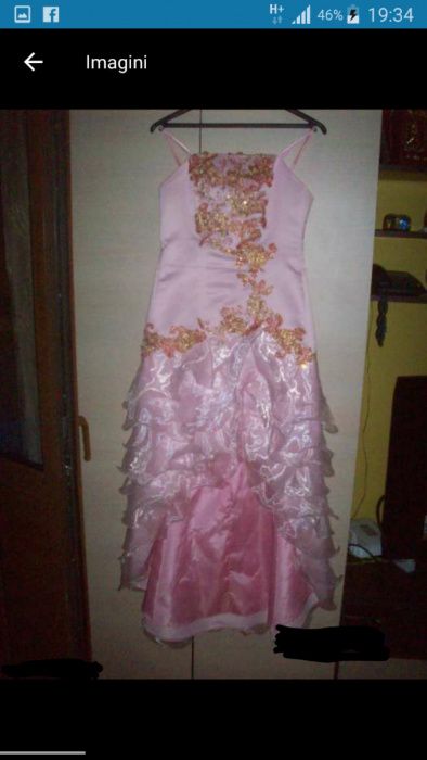 Rochie de ocazie cu volanase