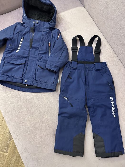 куртка/комбинезон на мальчика