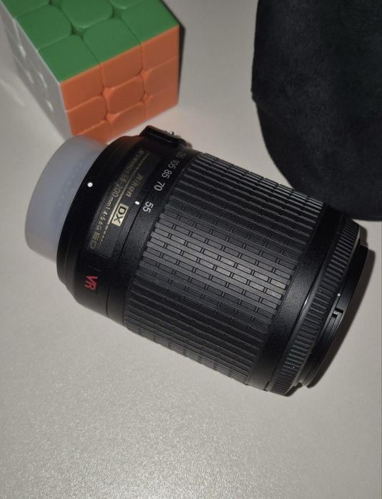 Obiectiv nikon nikkor af-s 55 200 mm