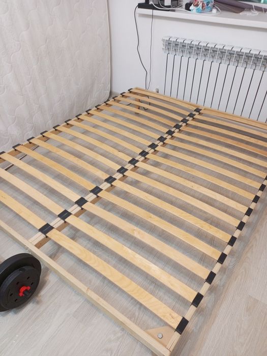 Продам кровать 2 метра