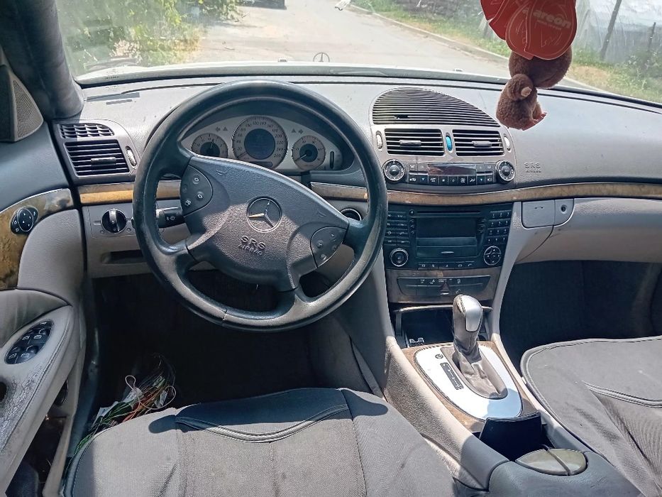 Мерцедес 2.7 дизел 2004г
