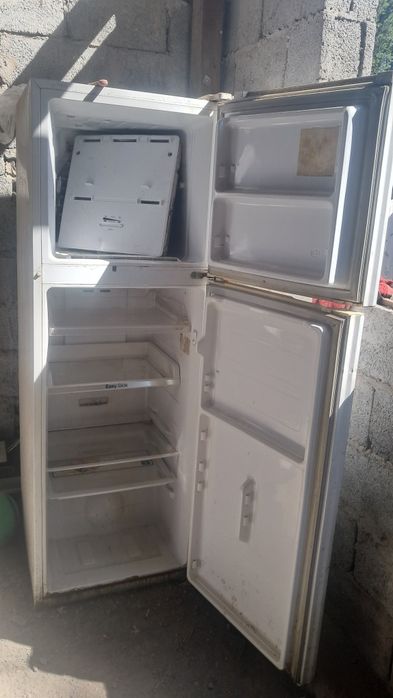 Продам Холодильник бу
