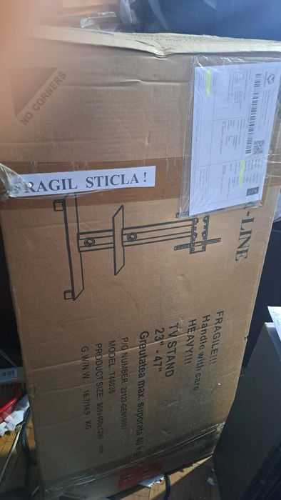 Masă televizor sticlă neagră