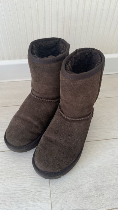 Угги зимние.