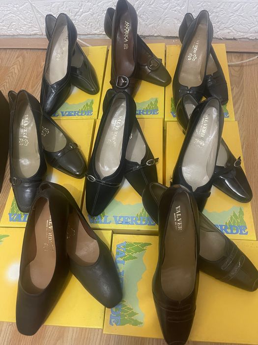 Pantofi mărimea 35 și botine 36