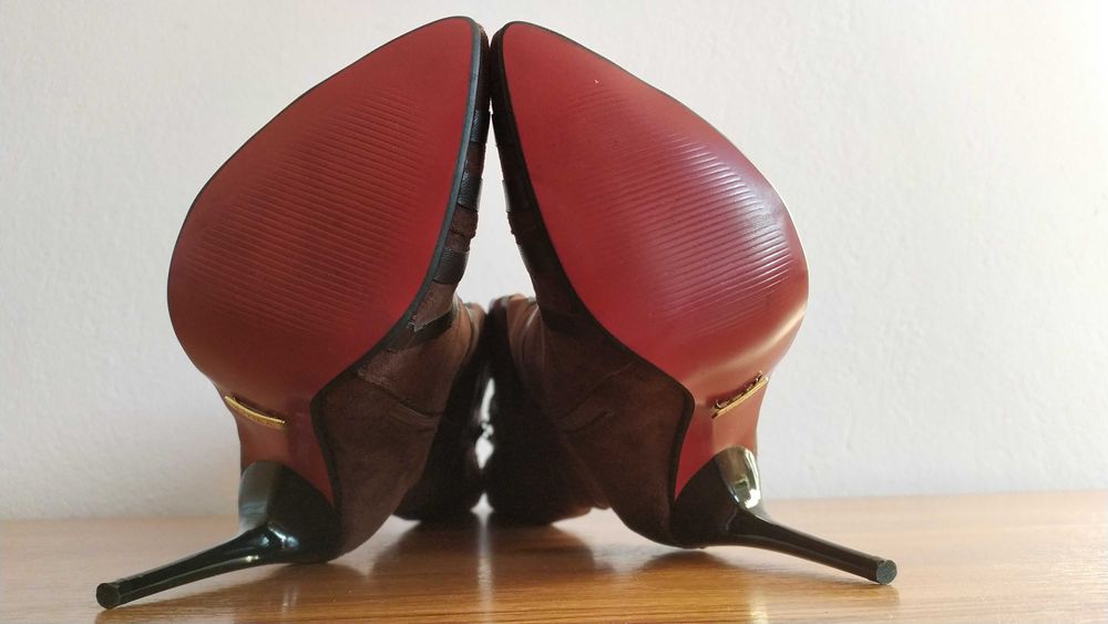 Два чифта дамски ботуши (обща цена)