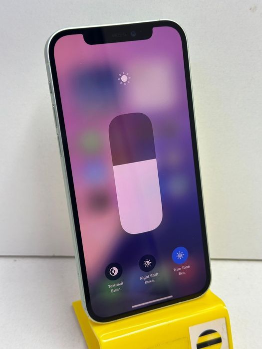 Продам Айфон 12 64г