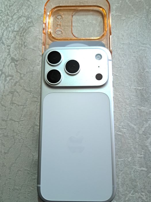 IPhone 17 pro s garanciq