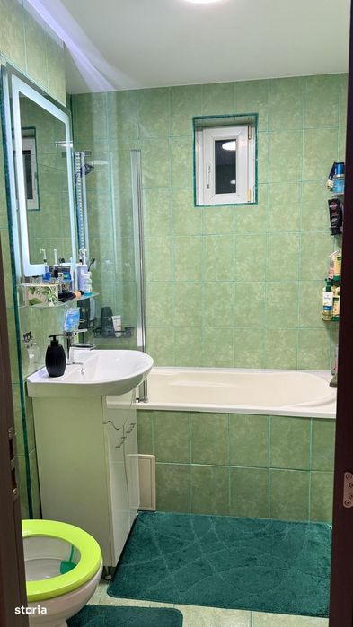 Apartament 4 camere Parcul Curcubeului , etaj 3 , renovat