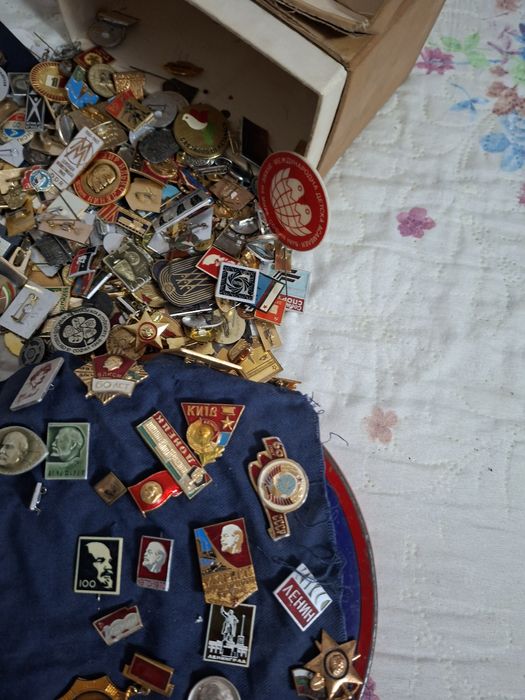 Стари руски колекционерски значки