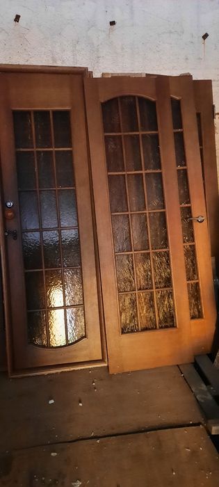 Продам ламинат и межкомнатные двери