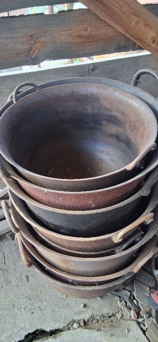 Căldare  din     Fonta