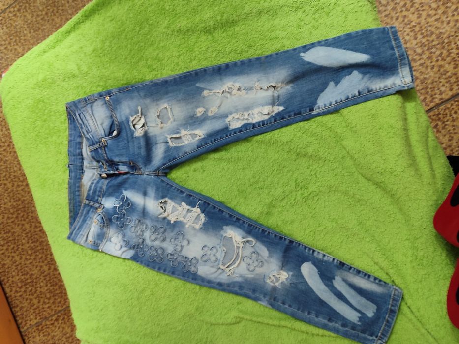 Джинсы,размеры 27-28